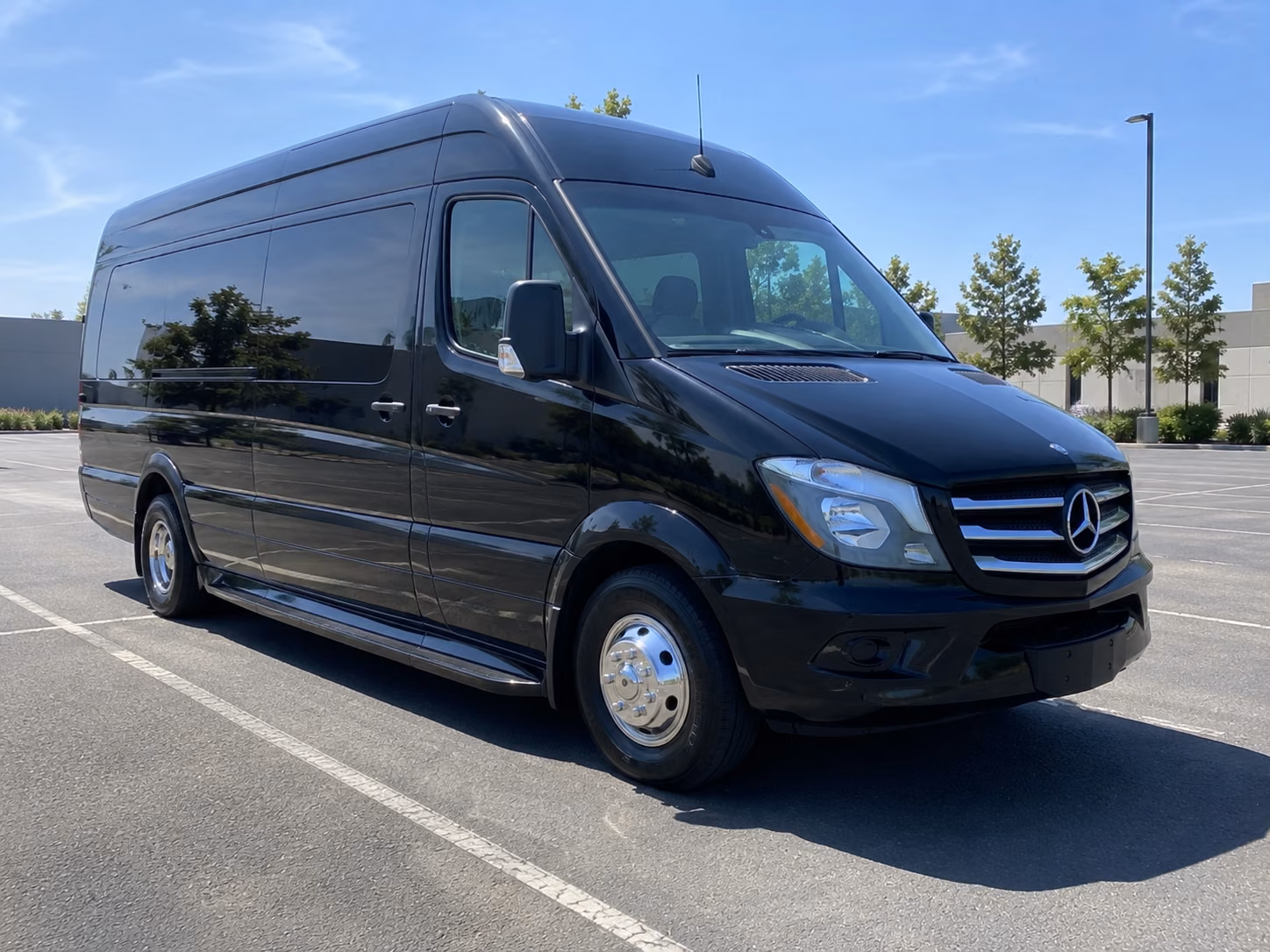 10 passenger sprinter van