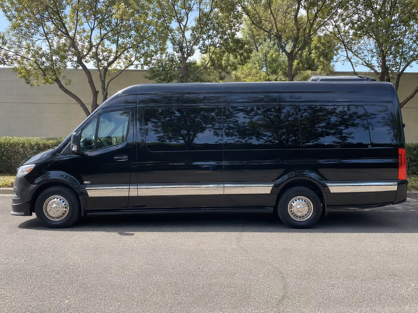 find the perfect transportation for your next private event 4